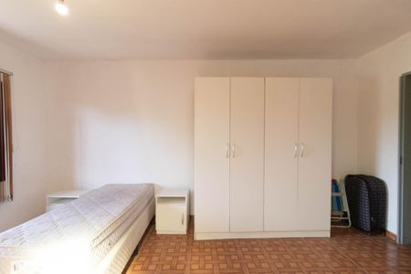 Casa à venda com 250m², 5 quartos e 1 vagaQuarto de Serviço