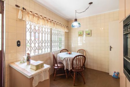 Casa à venda com 250m², 5 quartos e 1 vagaCozinha