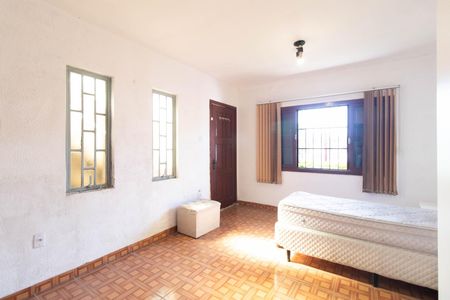 Casa à venda com 250m², 5 quartos e 1 vagaQuarto de Serviço