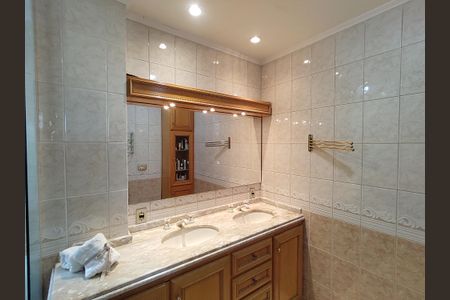 Apartamento à venda com 99m², 3 quartos e sem vaga Apartamento à venda com 99m², 3 quartos e sem vagaBanheiro