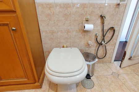 Apartamento à venda com 99m², 3 quartos e sem vaga Apartamento à venda com 99m², 3 quartos e sem vagaBanheiro
