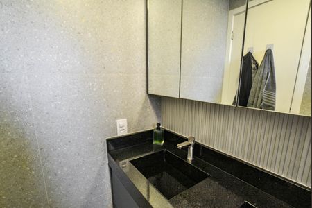 Apartamento à venda com 73m², 3 quartos e 2 vagasBanheiro Social