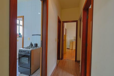 Corredor de apartamento à venda com 2 quartos, 65m² em Centro, Belo Horizonte