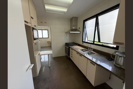 Apartamento para alugar com 216m², 3 quartos e 3 vagasCozinha