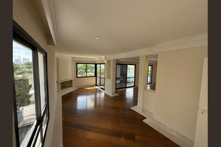 Apartamento para alugar com 216m², 3 quartos e 3 vagasSala