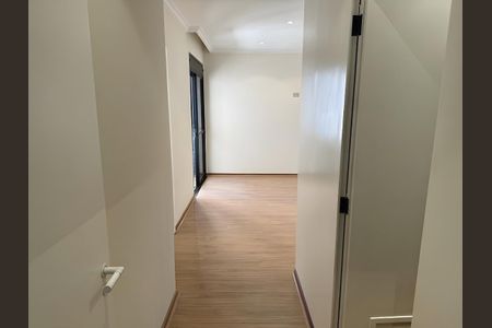 Apartamento para alugar com 216m², 3 quartos e 3 vagasCorredor