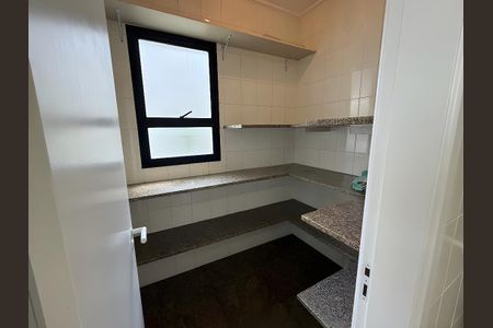 Apartamento para alugar com 216m², 3 quartos e 3 vagasDespensa