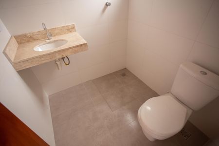 Casa à venda com 115m², 3 quartos e 2 vagasBanheiro da Suíte 1