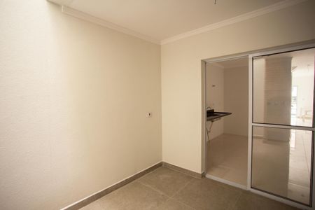 Casa à venda com 115m², 3 quartos e 2 vagasÁrea de Serviço