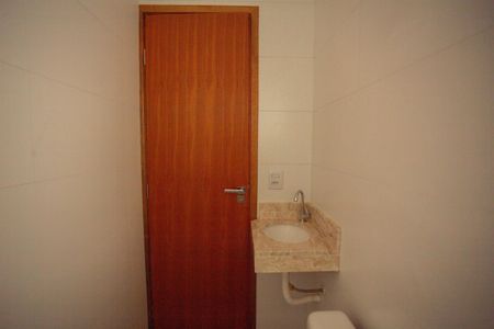 Casa à venda com 115m², 3 quartos e 2 vagasBanheiro da Suíte 2