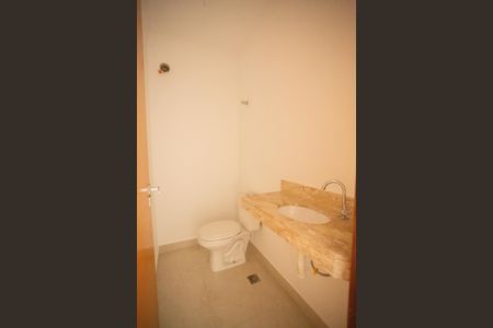 Casa à venda com 115m², 3 quartos e 2 vagasLavabo