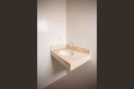 Casa à venda com 115m², 3 quartos e 2 vagasBanheiro da Suíte 1