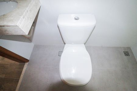 Casa à venda com 115m², 3 quartos e 2 vagasBanheiro da Suíte 2