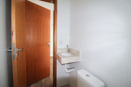 Casa à venda com 115m², 3 quartos e 2 vagasBanheiro da Suíte 2