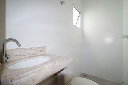 Casa à venda com 115m², 3 quartos e 2 vagasBanheiro da Suíte 2