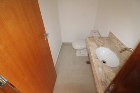 Casa à venda com 115m², 3 quartos e 2 vagasBanheiro Social