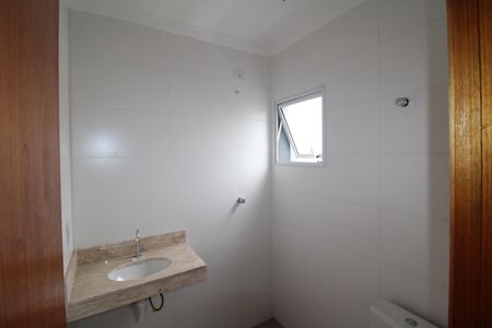 Casa à venda com 115m², 3 quartos e 2 vagasBanheiro da Suíte 1