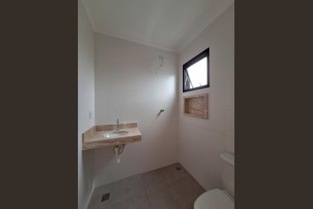 Casa à venda com 120m², 3 quartos e 2 vagasBanheiro da Suíte 1