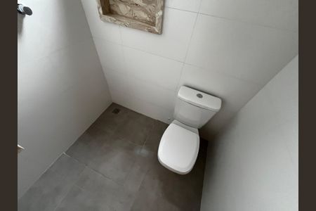 Casa à venda com 120m², 3 quartos e 2 vagasBanheiro da Suíte 1