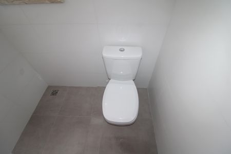 Casa à venda com 120m², 3 quartos e 2 vagasQuarto 1 - Banheiro