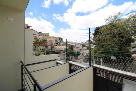Casa à venda com 120m², 3 quartos e 2 vagasSala - Varanda