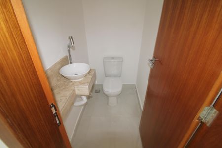 Casa à venda com 120m², 3 quartos e 2 vagasLavabo