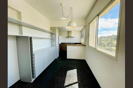 Apartamento para alugar com 215m², 3 quartos e 4 vagasÁrea de Serviço