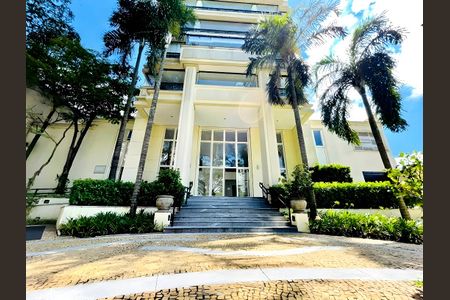 Apartamento para alugar com 215m², 3 quartos e 4 vagasFachada