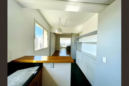 Cozinha de apartamento para alugar com 3 quartos, 215m² em Sumaré, São Paulo