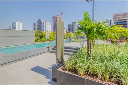 Studio à venda com 20m², 1 quarto e sem vaga Studio à venda com 20m², 1 quarto e sem vagaÁrea comum - Piscina