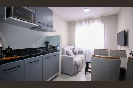 Sala/Cozinha de apartamento à venda com 2 quartos, 32m² em Vila Graciosa, São Paulo