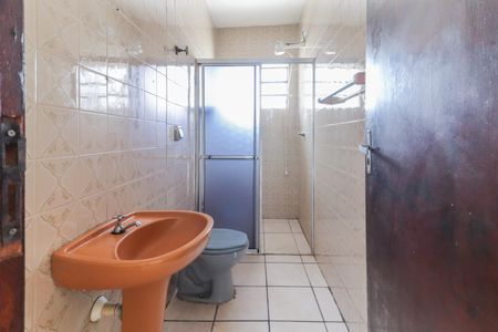 Casa para alugar com 100m², 2 quartos e 1 vaga Casa para alugar com 100m², 2 quartos e 1 vagaBanheiro