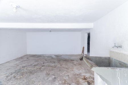 Casa para alugar com 100m², 2 quartos e 1 vaga Casa para alugar com 100m², 2 quartos e 1 vagaQuintal e Lavanderia