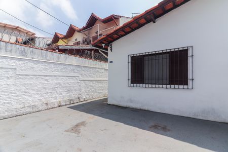 Casa para alugar com 100m², 2 quartos e 1 vaga Casa para alugar com 100m², 2 quartos e 1 vagaGaragem