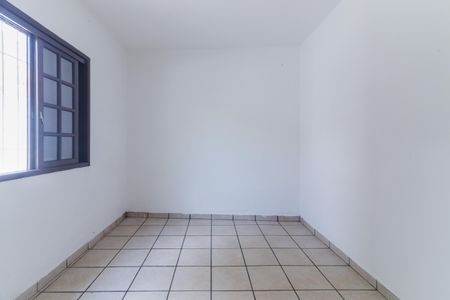 Casa para alugar com 100m², 2 quartos e 1 vaga Casa para alugar com 100m², 2 quartos e 1 vagaQuarto 1