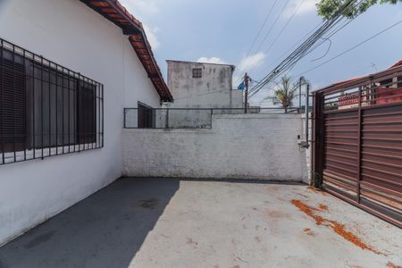 Casa para alugar com 100m², 2 quartos e 1 vaga Casa para alugar com 100m², 2 quartos e 1 vagaGaragem