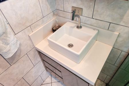 Casa à venda com 245m², 3 quartos e 4 vagasBanheiro da Suíte 2