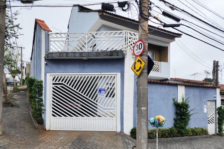 Casa à venda com 245m², 3 quartos e 4 vagasFachada