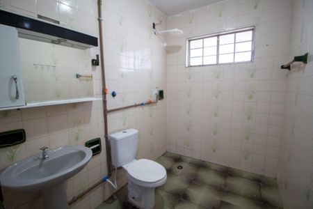 Casa para alugar com 108m², 2 quartos e sem vagaBanheiro