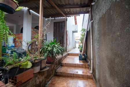 Casa para alugar com 108m², 2 quartos e sem vagaEntrada