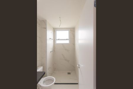 Apartamento à venda com 64m², 2 quartos e 2 vagasBanheiro da Suíte