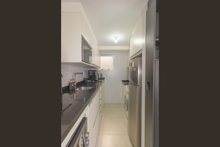 Apartamento à venda com 52m², 2 quartos e 1 vaga Apartamento à venda com 52m², 2 quartos e 1 vagaCozinha e Área de Serviço