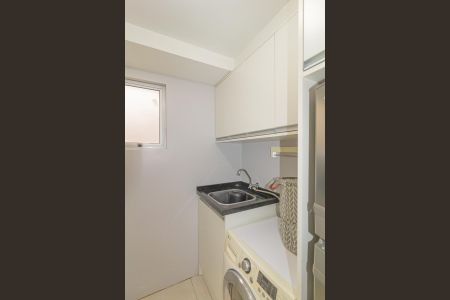 Apartamento à venda com 52m², 2 quartos e 1 vaga Apartamento à venda com 52m², 2 quartos e 1 vagaCozinha e Área de Serviço