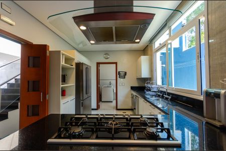 Casa à venda com 600m², 7 quartos e 10 vagasCozinha