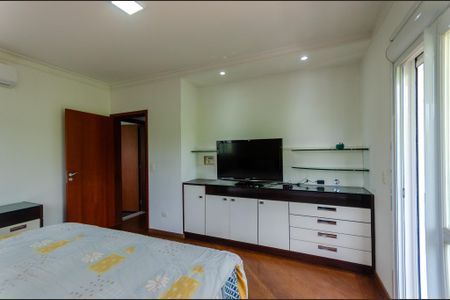 Casa à venda com 600m², 7 quartos e 10 vagasSuíte 4