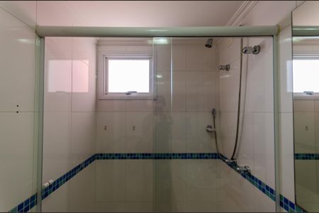 Casa à venda com 600m², 7 quartos e 10 vagasSuíte 3 - Banheiro