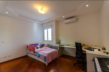 Casa à venda com 600m², 7 quartos e 10 vagasSuíte 5