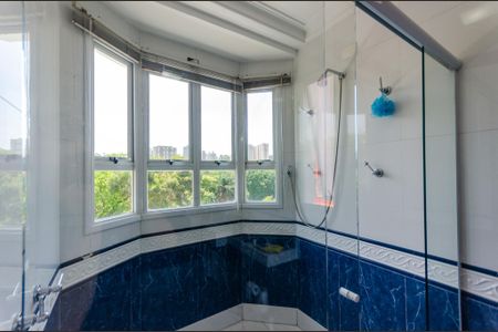 Casa à venda com 600m², 7 quartos e 10 vagasSuíte 4 - Banheiro