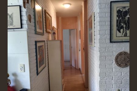 Corredor de apartamento à venda com 2 quartos, 52m² em Interlagos, São Paulo