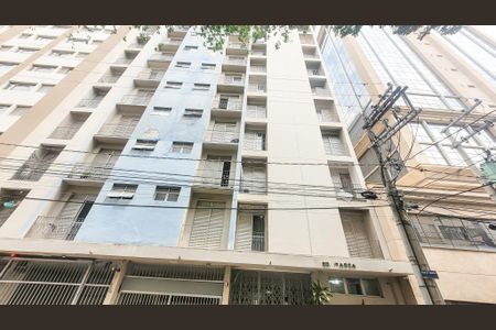 Apartamento à venda com 41m², 1 quarto e sem vagaFachada